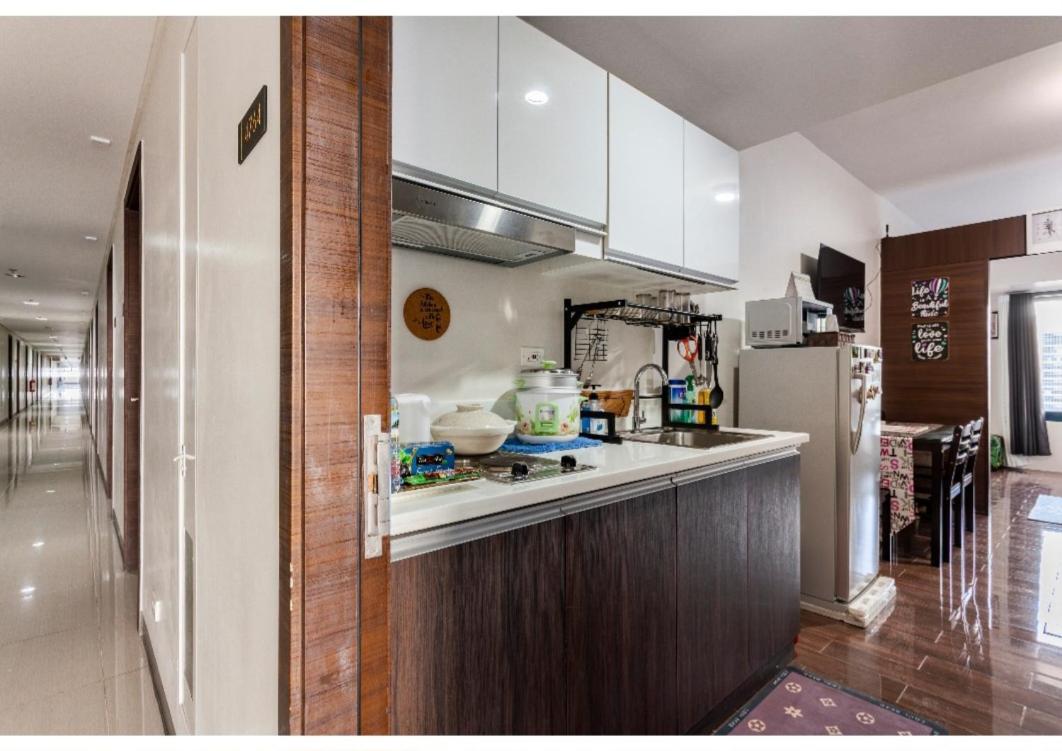 Marivic'S Place At Air Residences Makati Manila Exterior photo