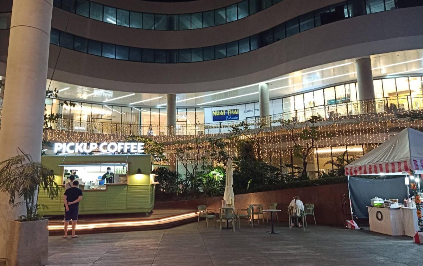 Marivic'S Place At Air Residences Makati Manila Exterior photo